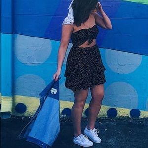 Abercrombie Pilka dot ruffle skirt size medium